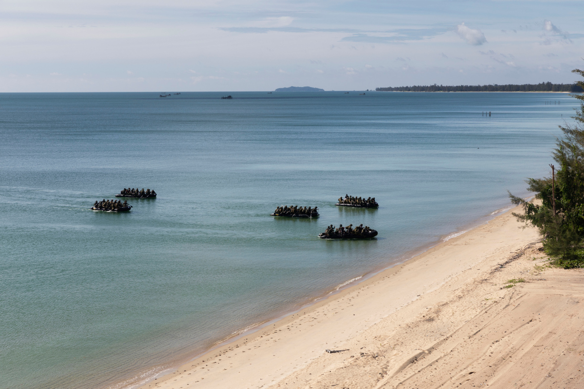 Australian Defence Force and Indonesian National Armed Forces conduct an amphibious demonstration at Dabo, Singkep, a remote island in Indonesia, during Indo-Pacific Endeavour 2022.