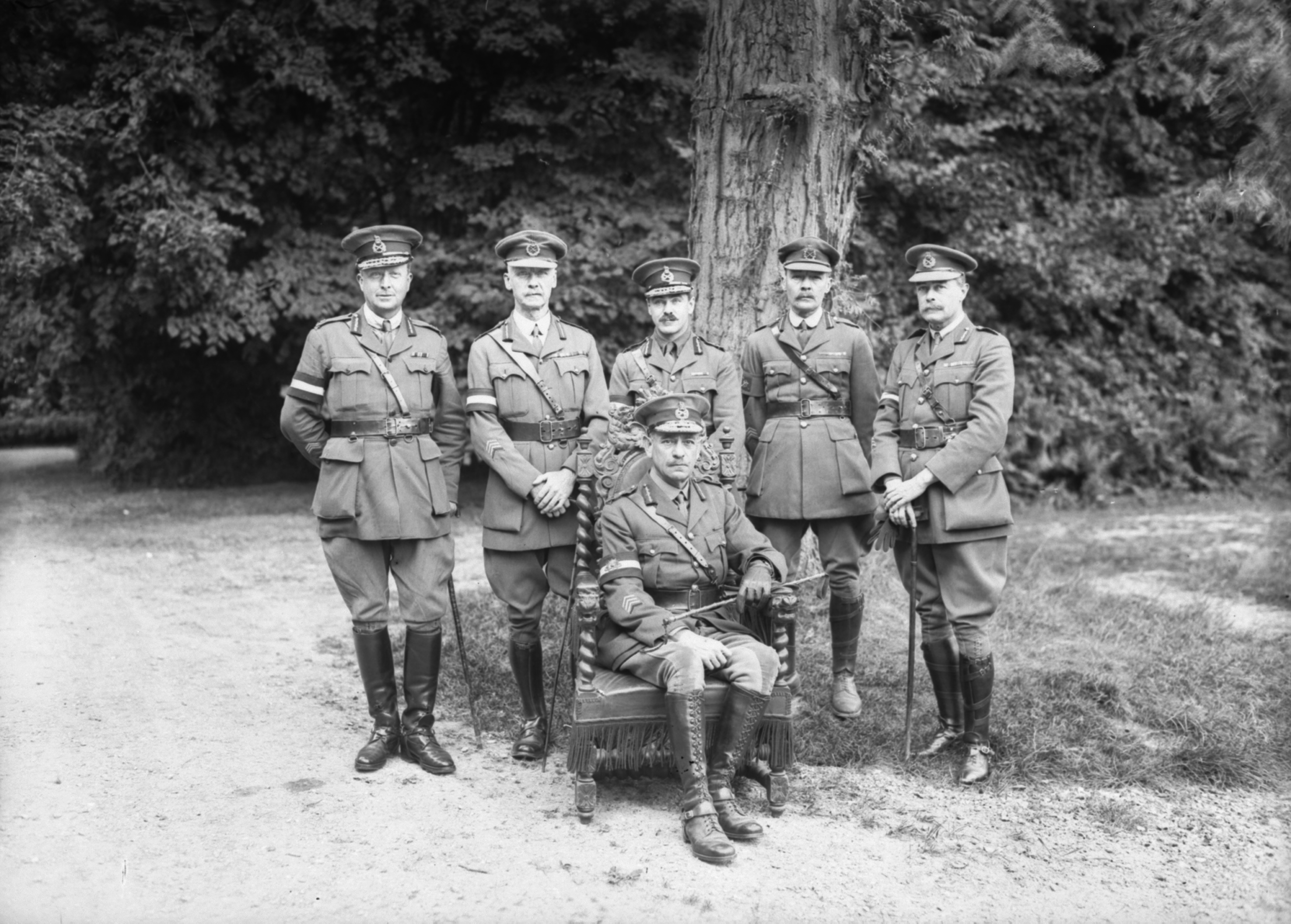 Senior staff officers of the Australian Corps at Bertangles Chateau, 1918.