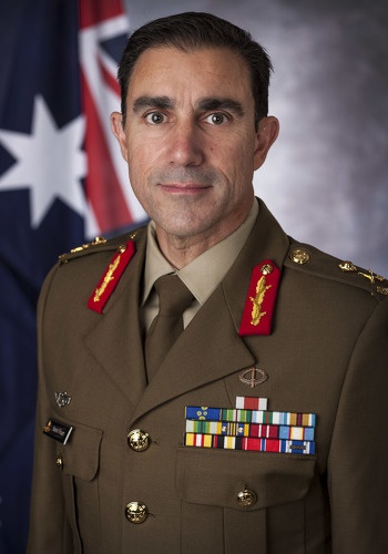 Official Army portrait of MAJGEN Stuart