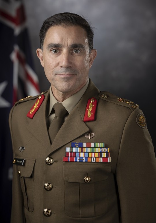 Official Army portrait of LTGEN Stuart