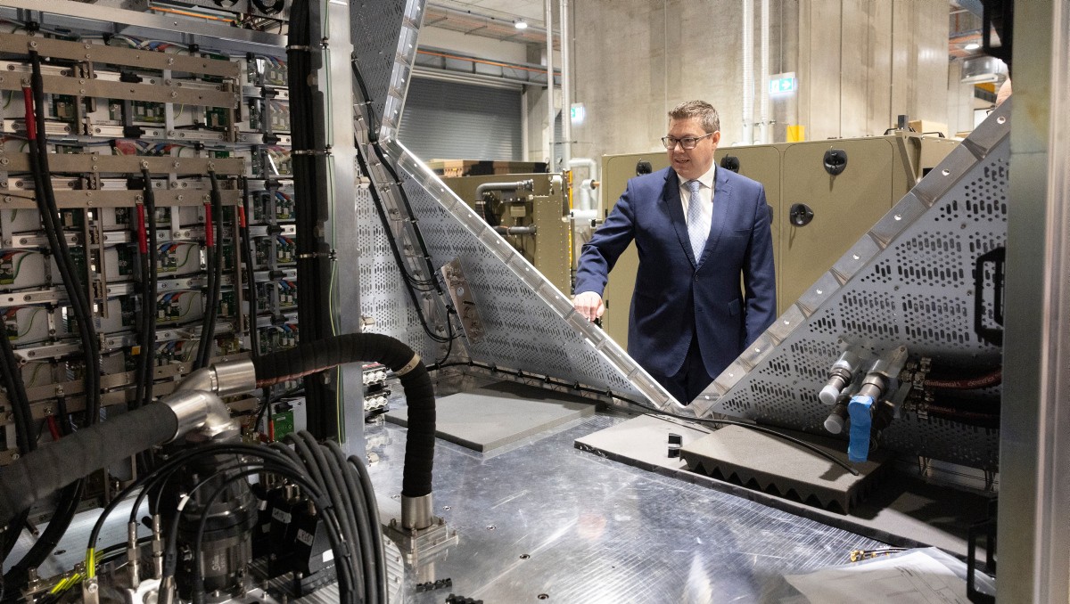 Minister for Defence Industry and the Minister for International Development & the Pacific, The Hon Pat Conroy MP, on a tour of the CEA Integration Lab before the release of the Defence Industry Development Strategy at CEA Technologies in Canberra.