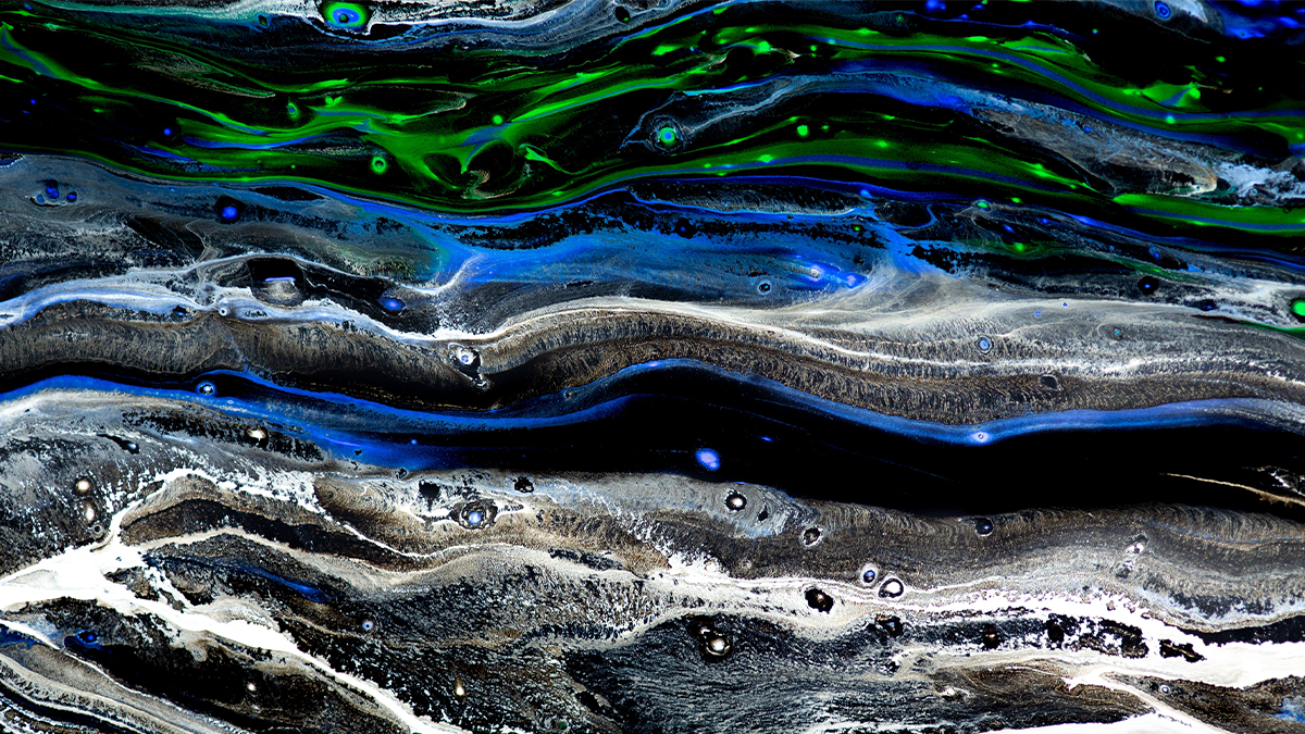 Flowing colours for effect